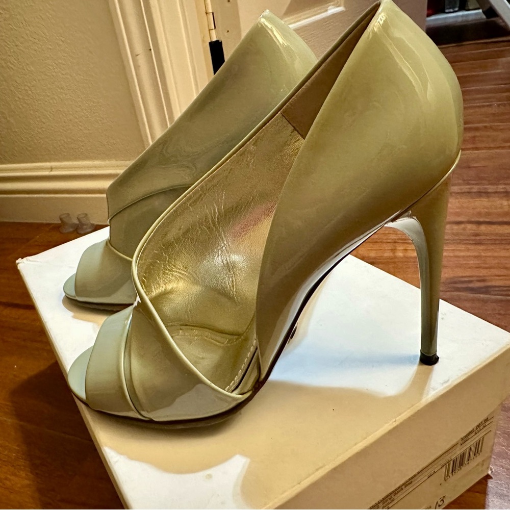 Gray dolce Gabbana shoes